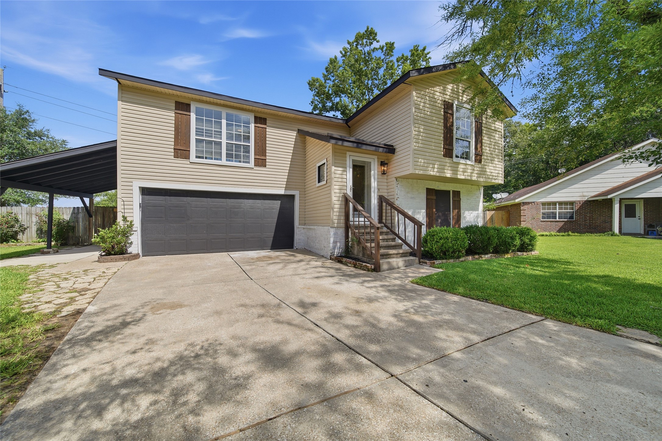 3403 Dryburgh Court Huffman, TX 77336 - Photo 1 of 29 Beautifully updated 3 bedroom home on a large cul-de-sac lot!