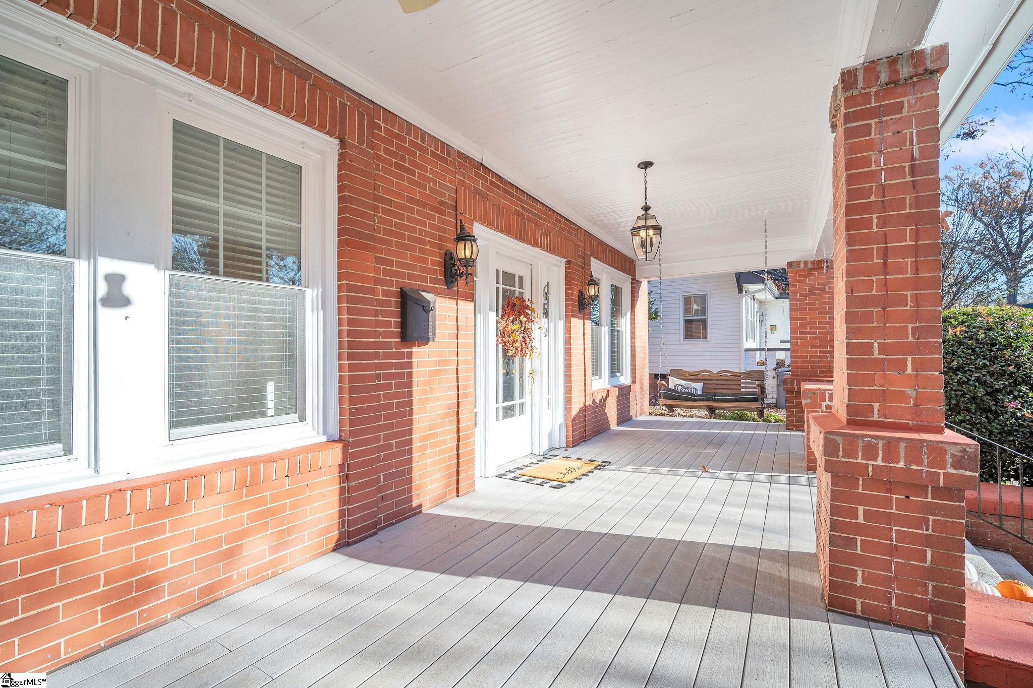 654 Boyd Street Spartanburg, SC 29302 - Photo 2 of 21