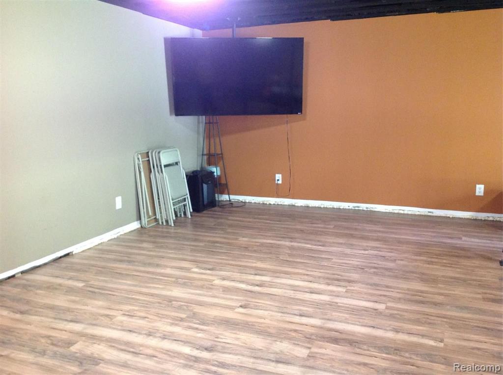 4186 Blood Road Metamora, MI 48455 - Photo 14 of 44