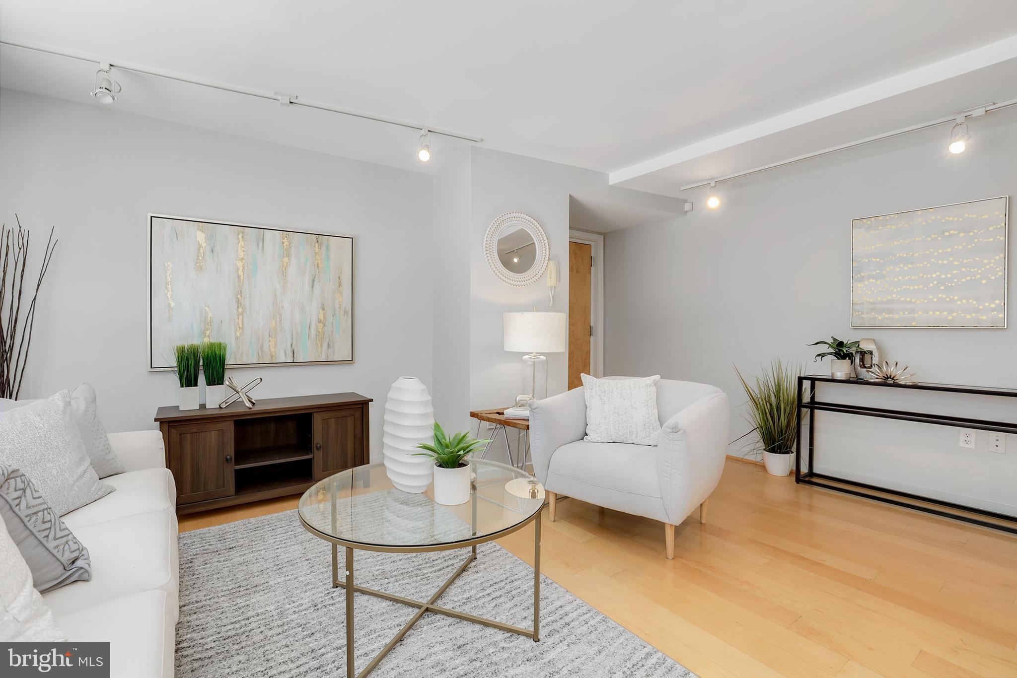 1439 Chapin Street Northwest, Unit 102 Washington, DC 20009 - Photo 5 of 24