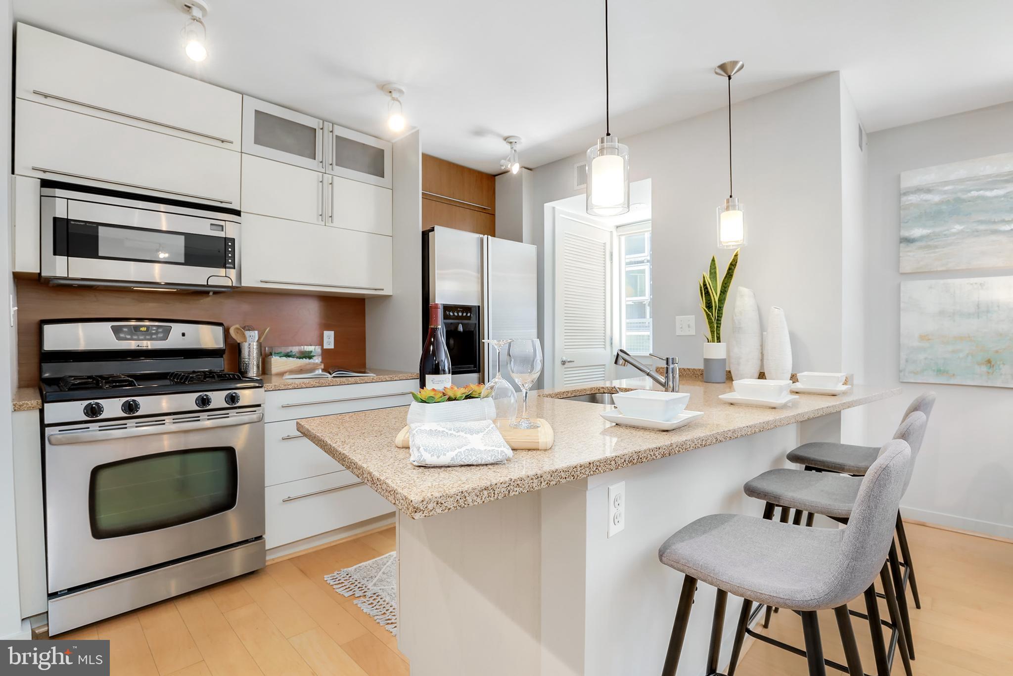 1439 Chapin Street Northwest, Unit 102 Washington, DC 20009 - Photo 8 of 24