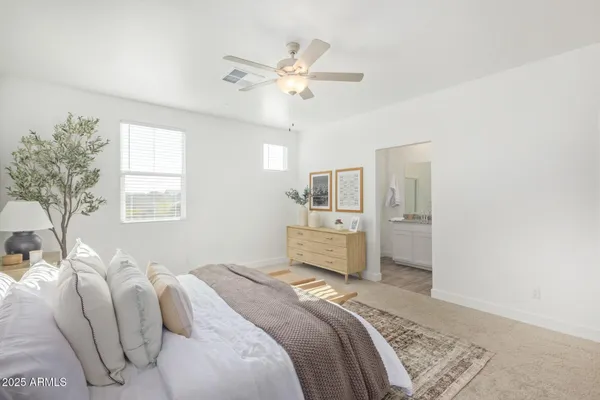 $2,050 | 3230 East Thomas Road, Unit 124, Mesa, AZ 85213