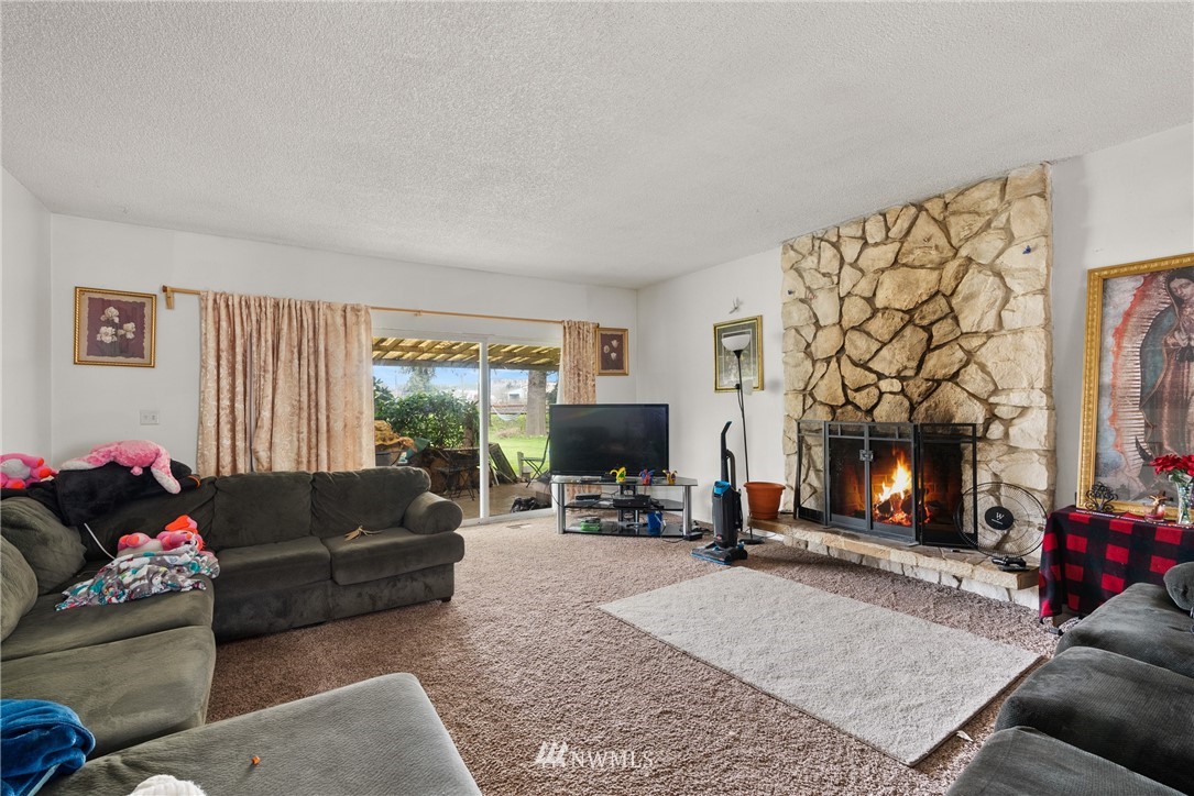 3017 Galvin Road Centralia, WA 98531 - Photo 8 of 39 Gallery Image 8