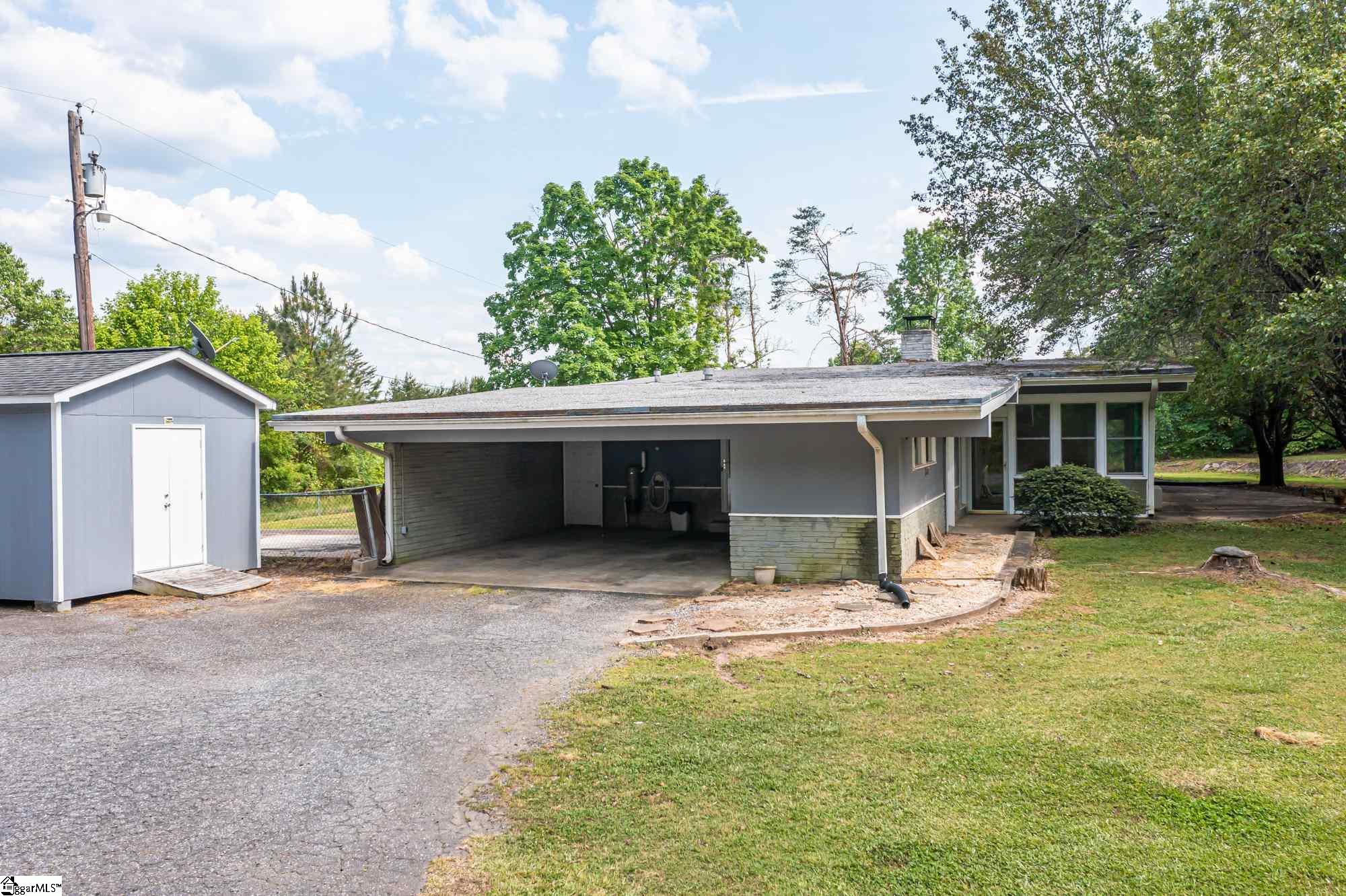 740 Hulon Howard Road Campobello, SC 29322 - Photo 24 of 36