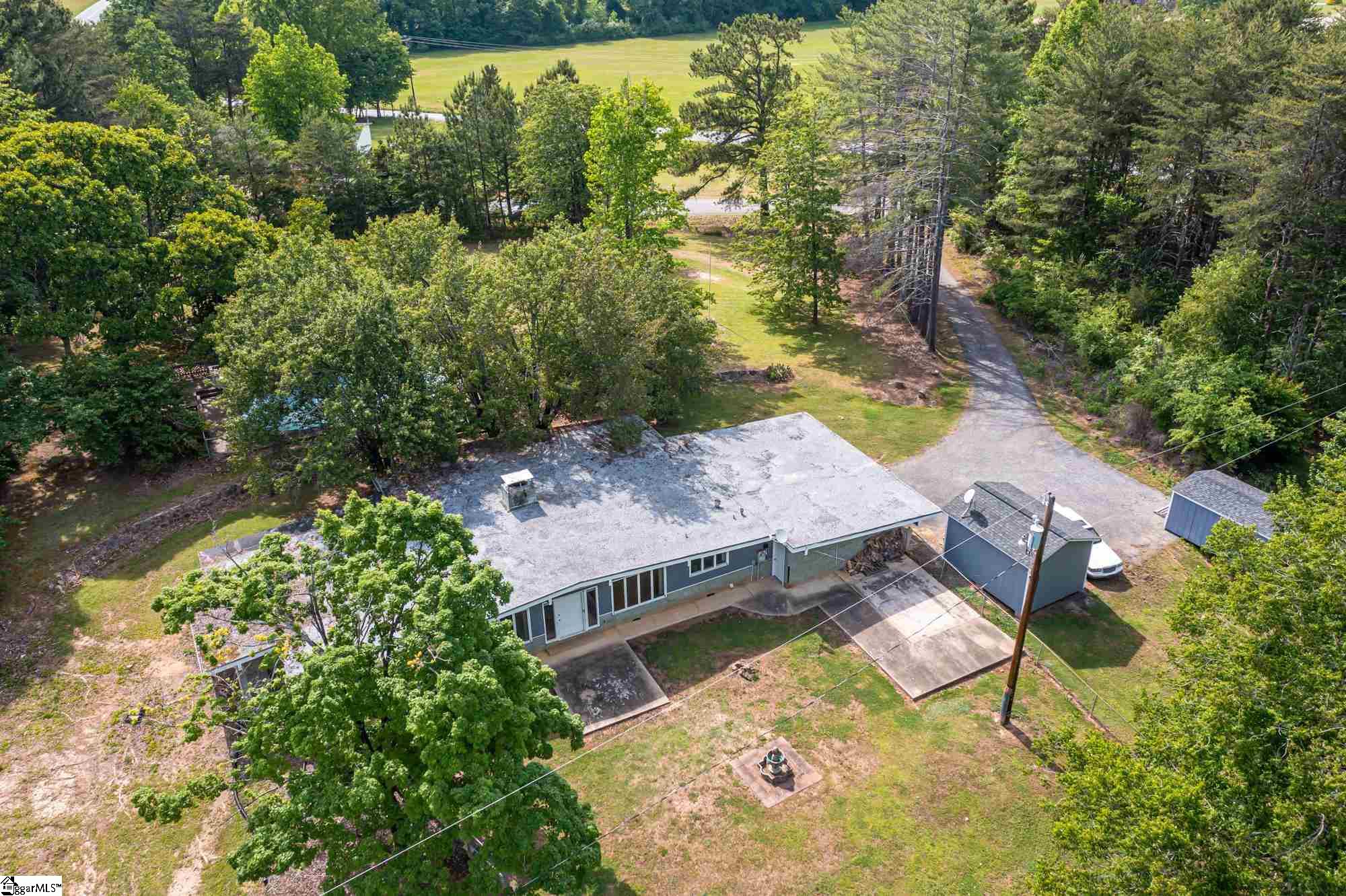 740 Hulon Howard Road Campobello, SC 29322 - Photo 28 of 36