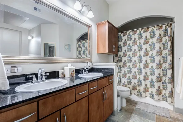 $2,050 | 1901 Post Oak Boulevard, Unit 1106, Houston, TX 77056