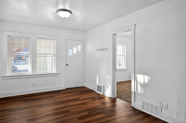 $220,000 | 1110 South 85th Street, West Allis, WI 53214