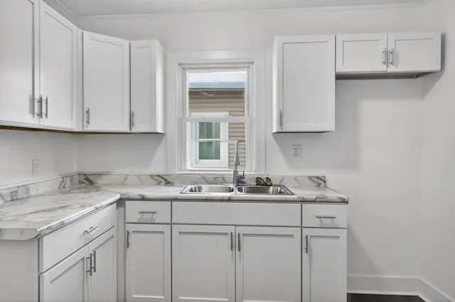 $220,000 | 1110 South 85th Street, West Allis, WI 53214