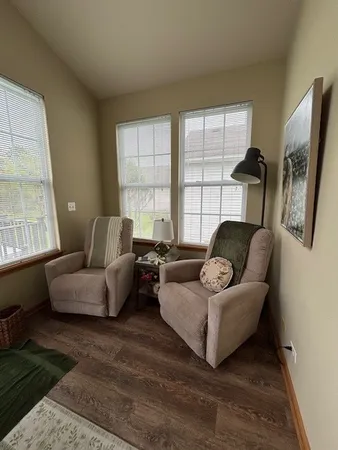 $375,000 | 93 Netherlands Drive, Antioch, IL 60002