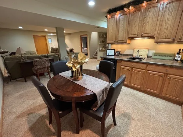 $375,000 | 93 Netherlands Drive, Antioch, IL 60002