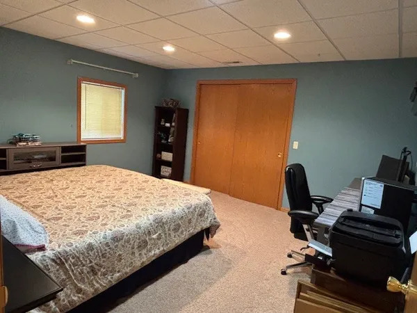 $375,000 | 93 Netherlands Drive, Antioch, IL 60002