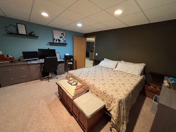 $375,000 | 93 Netherlands Drive, Antioch, IL 60002