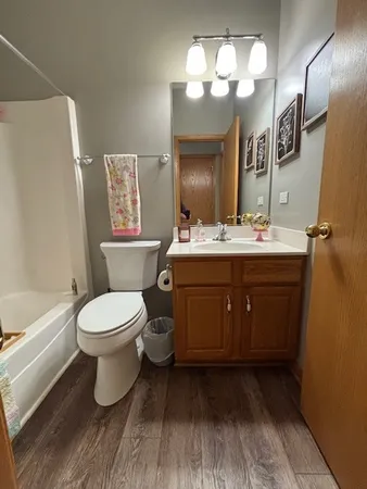 $375,000 | 93 Netherlands Drive, Antioch, IL 60002