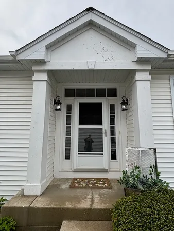 $375,000 | 93 Netherlands Drive, Antioch, IL 60002