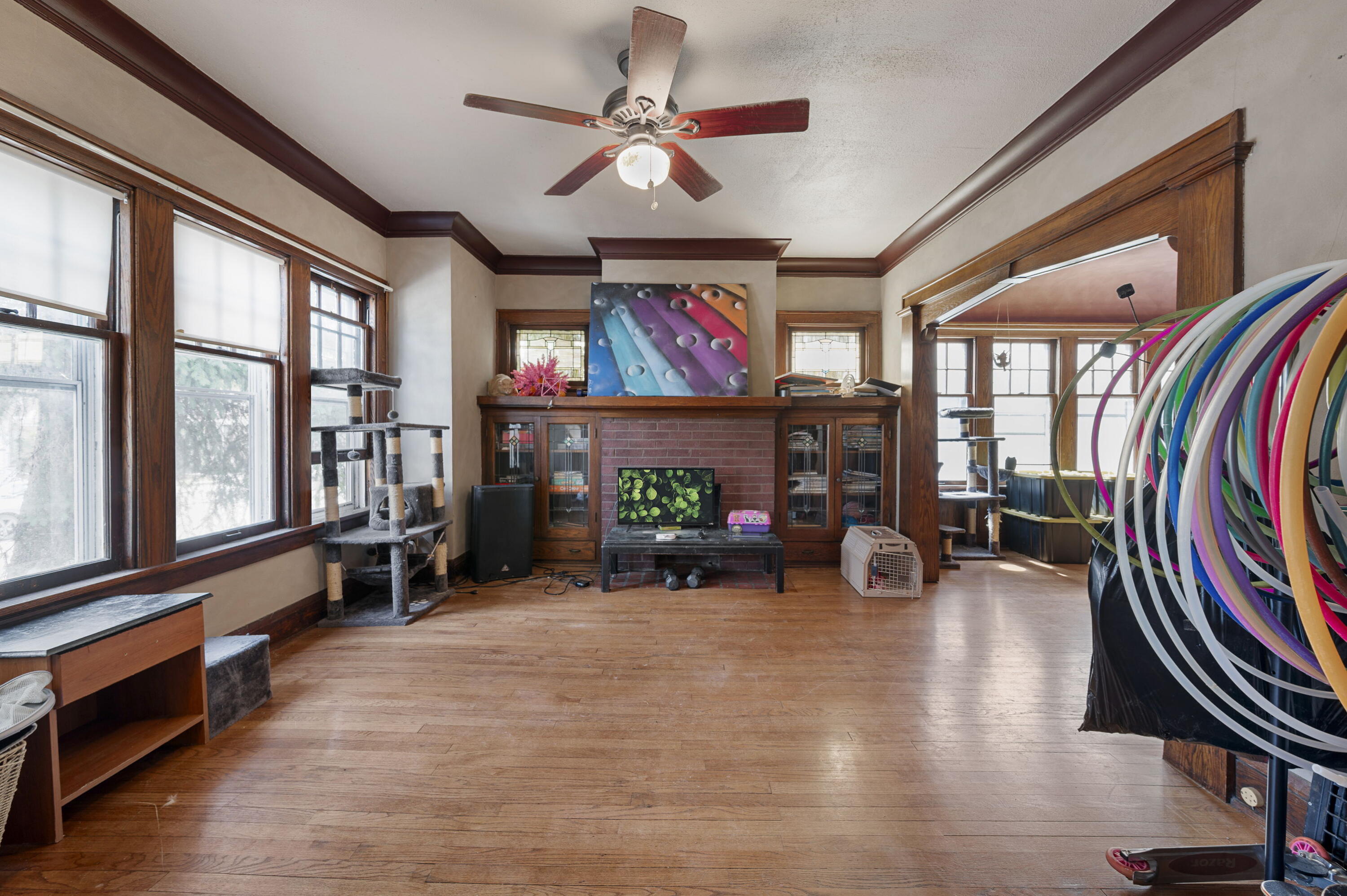 2015 North 58th Street, Unit 2017 Milwaukee, WI 53208 - Photo 2 of 21 Living room