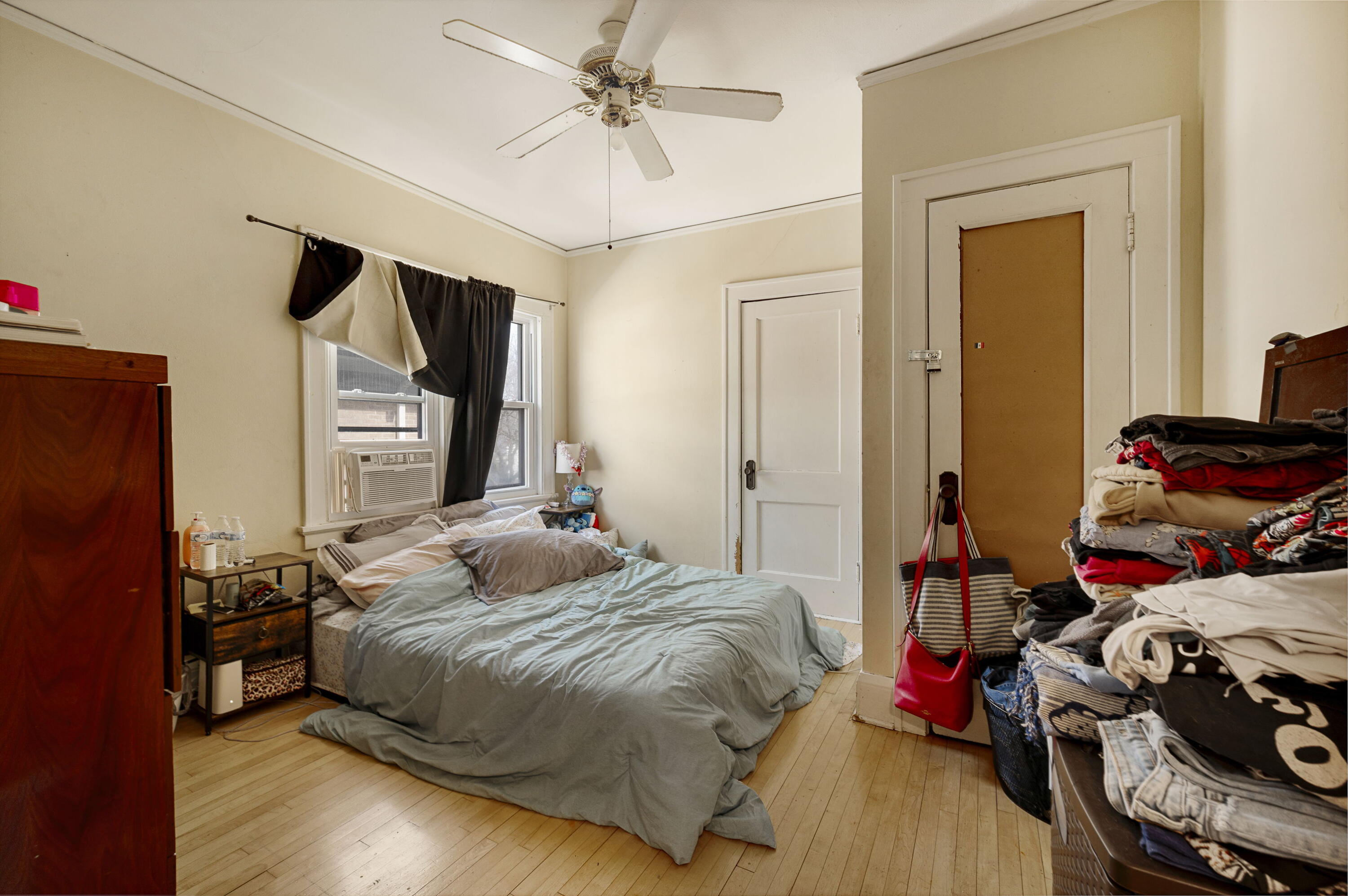 2015 North 58th Street, Unit 2017 Milwaukee, WI 53208 - Photo 4 of 21 Bedroom