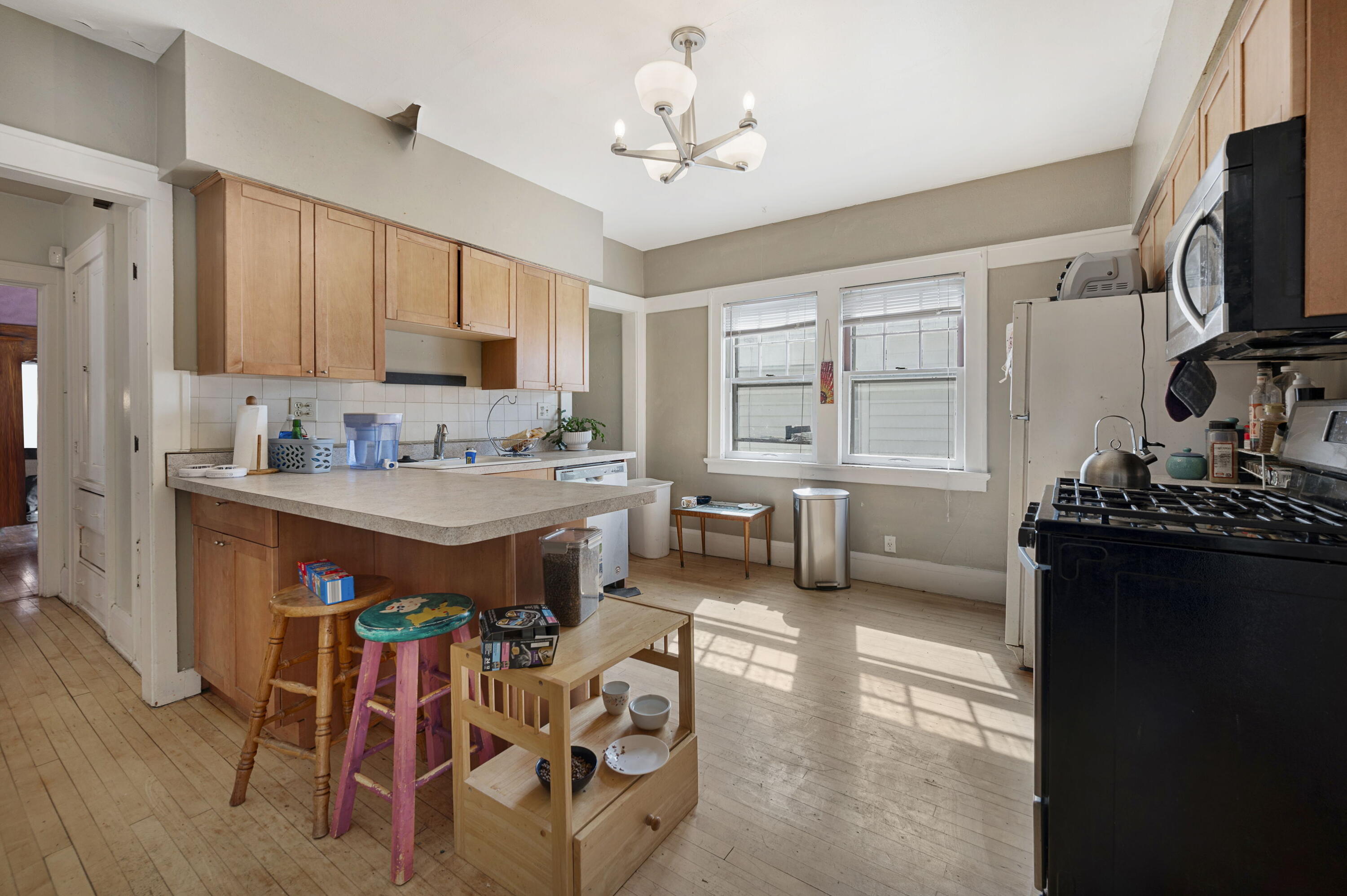 2015 North 58th Street, Unit 2017 Milwaukee, WI 53208 - Photo 8 of 21 Lower kitchen