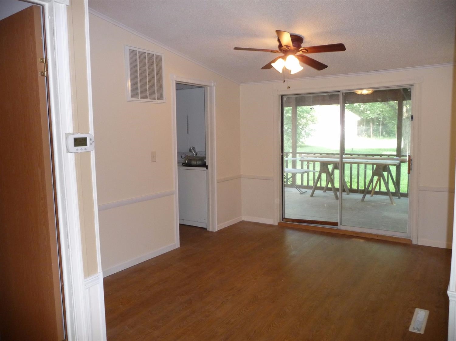 11889 Old Colony Road Demotte, IN 46310 - Photo 8 of 10 a view of an empty room with a window