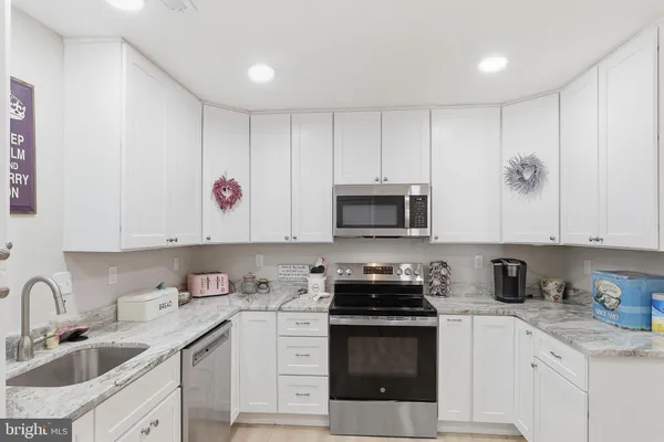 $479,900 | 905 Yardarm Lane, Annapolis, MD 21401