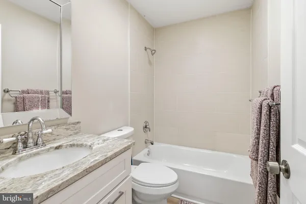 $479,900 | 905 Yardarm Lane, Annapolis, MD 21401