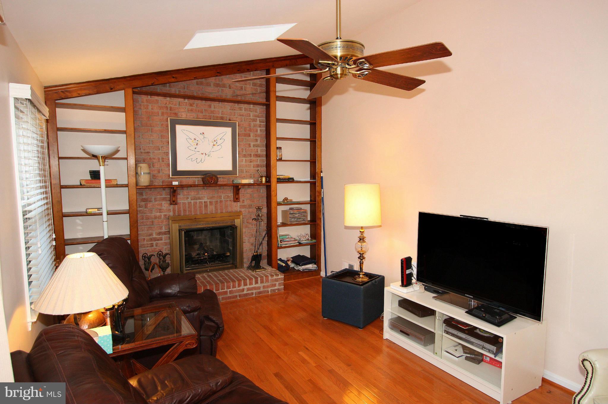 2012 Serpentine Terrace Silver Spring, MD 20904 - Photo 14 of 30 Family Room