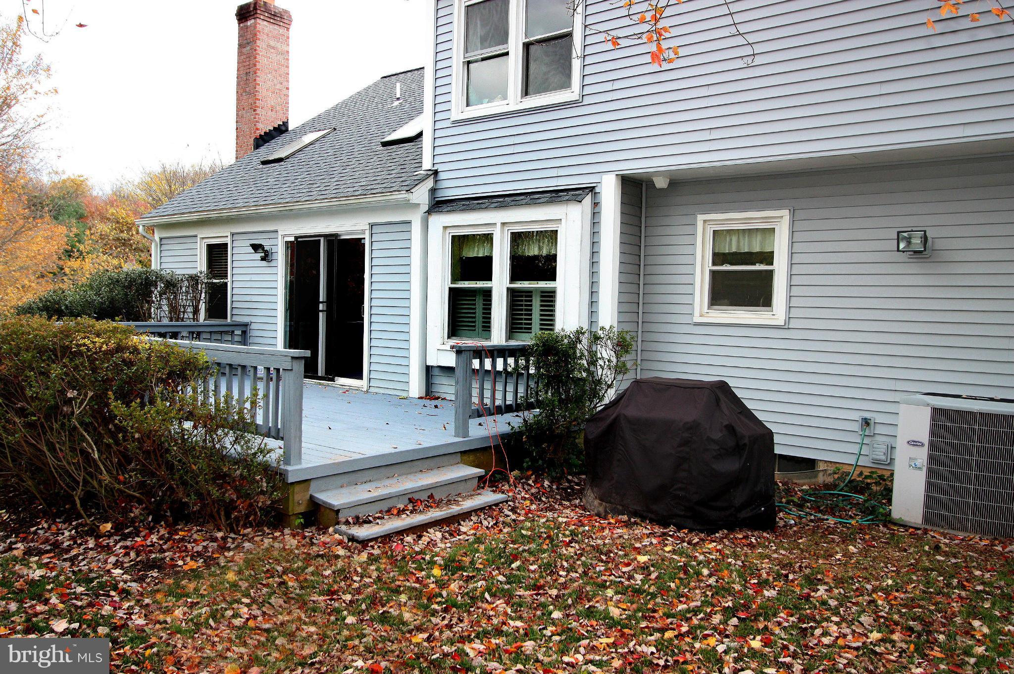 2012 Serpentine Terrace Silver Spring, MD 20904 - Photo 29 of 30 Exterior (Rear)