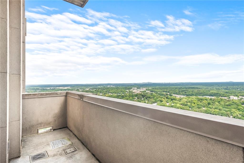270 17th Street Northwest, Unit 4306 Atlanta, GA 30363 - Photo 13 of 54 a view of balcony with an ocean