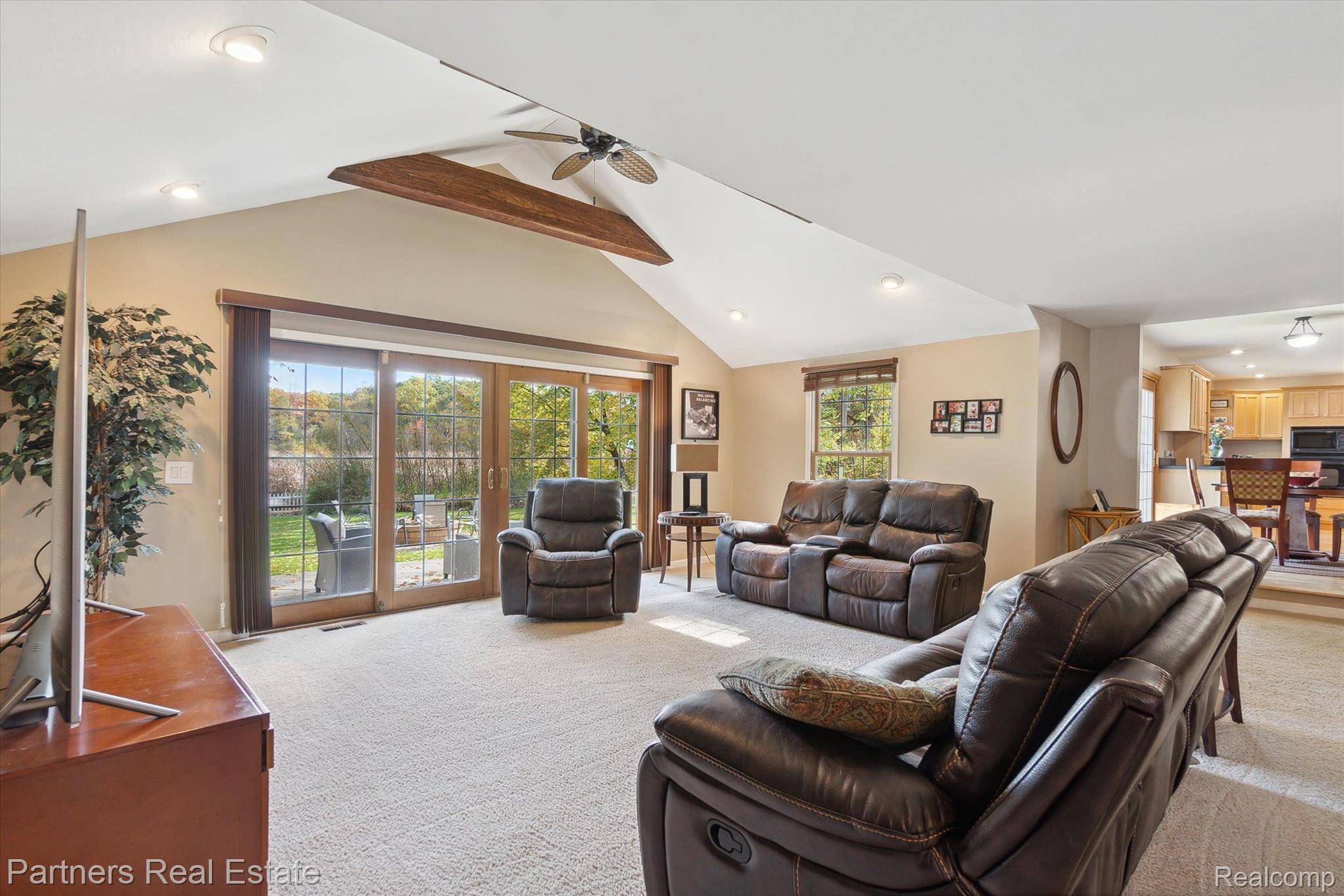 8791 Riverside Drive Brighton, MI 48116 - Photo 10 of 66 Vaulted Ceiling