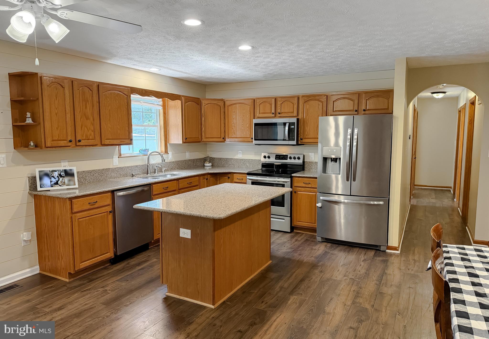 31370 Point Lookout Road Mechanicsville, MD 20659 - Photo 7 of 48