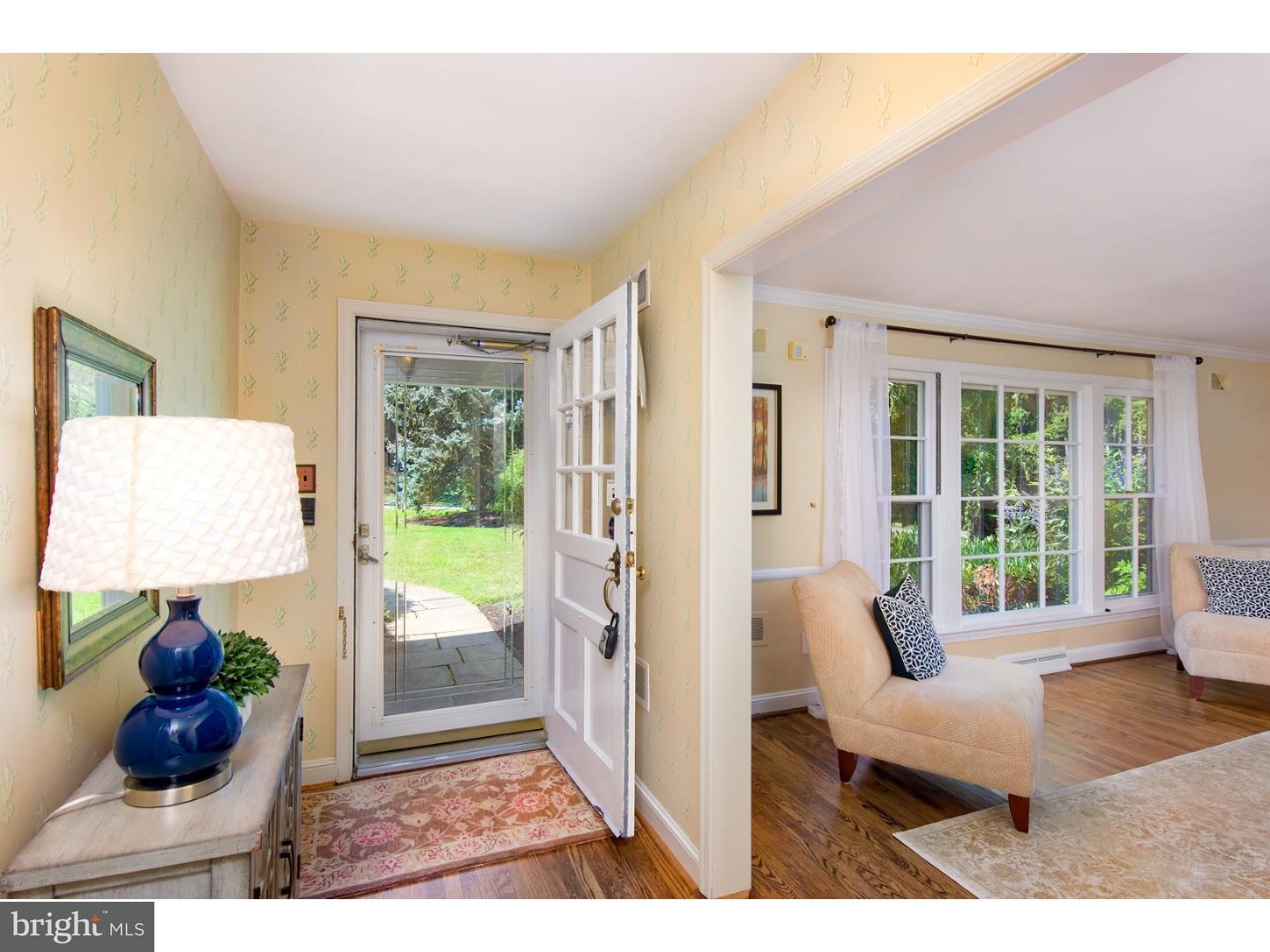 1307 Pinewood Road Villanova, PA 19085 - Photo 3 of 25