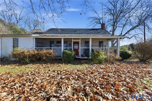 front view of house with a small yard
