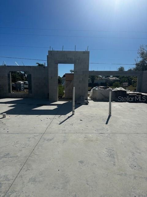 152 Albatross Road Rotonda West, FL 33947 - Photo 2 of 5 a view of a terrace