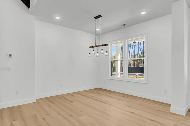 $950,000 | 142 Argosy Drive, Summerville, SC 29483