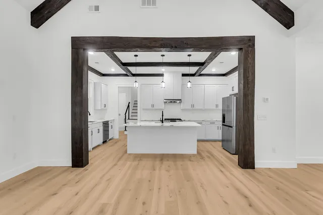 $950,000 | 142 Argosy Drive, Summerville, SC 29483