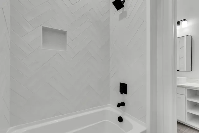 $950,000 | 142 Argosy Drive, Summerville, SC 29483