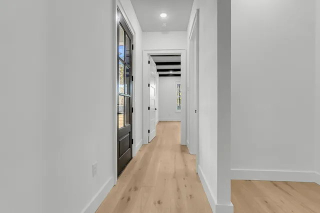 $950,000 | 142 Argosy Drive, Summerville, SC 29483