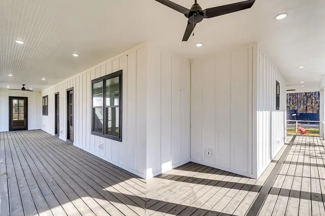 $950,000 | 142 Argosy Drive, Summerville, SC 29483