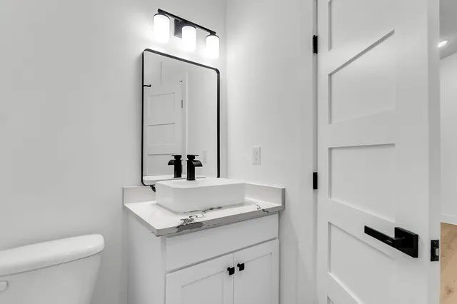 $950,000 | 142 Argosy Drive, Summerville, SC 29483