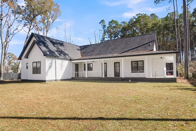 $950,000 | 142 Argosy Drive, Summerville, SC 29483