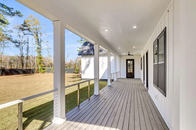 $950,000 | 142 Argosy Drive, Summerville, SC 29483