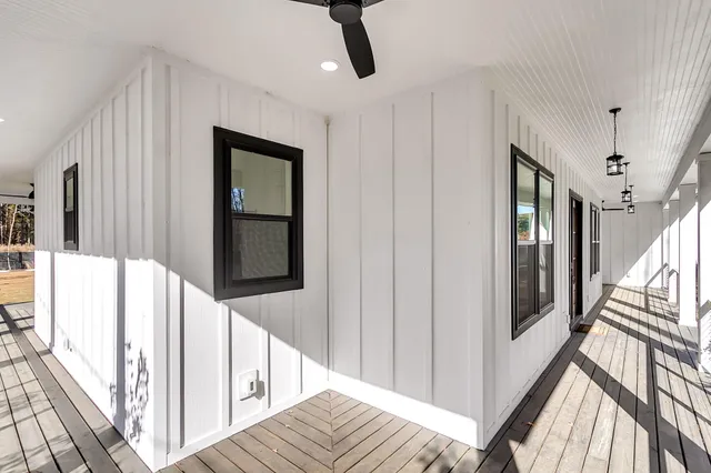 $950,000 | 142 Argosy Drive, Summerville, SC 29483