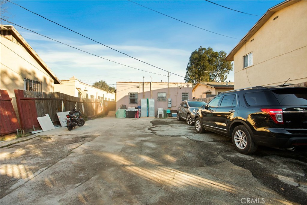 8449 Main Street Los Angeles, CA 90003 - Photo 11 of 17 a view of a cars parking space