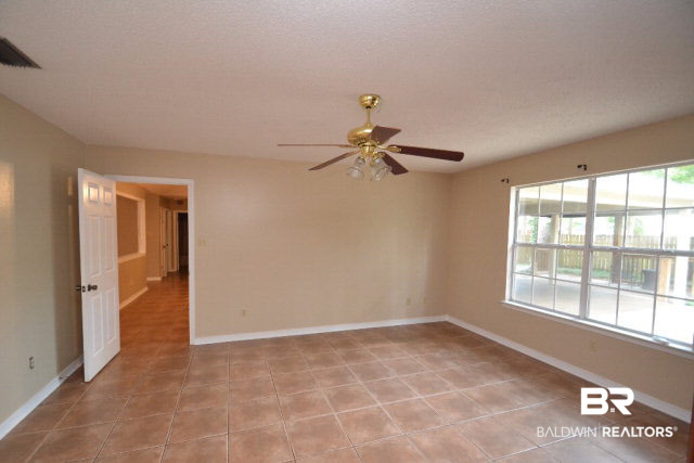 107 Cherry Circle Daphne, AL 36526 - Photo 9 of 23