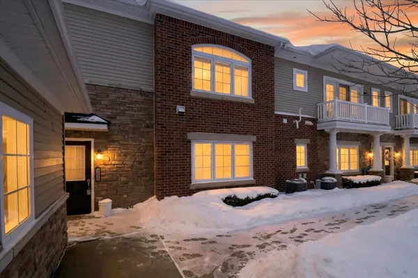 $352,000 | 5635 Arbor Chase Drive, Ann Arbor, MI 48103