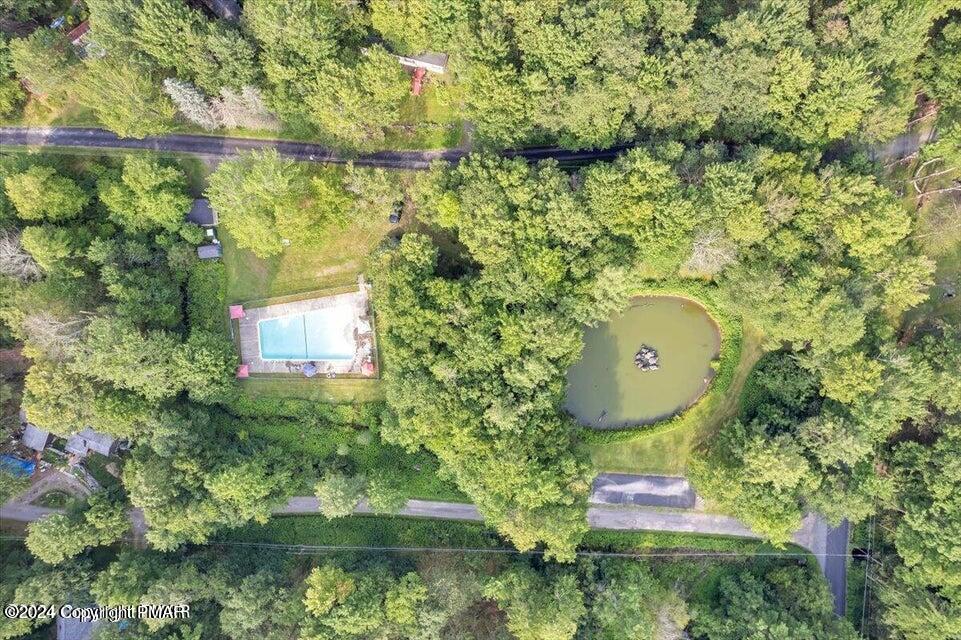 47 Red Wing Path Gouldsboro, PA 18424 - Photo 43 of 51 a aerial view of a house with a yard and lake view