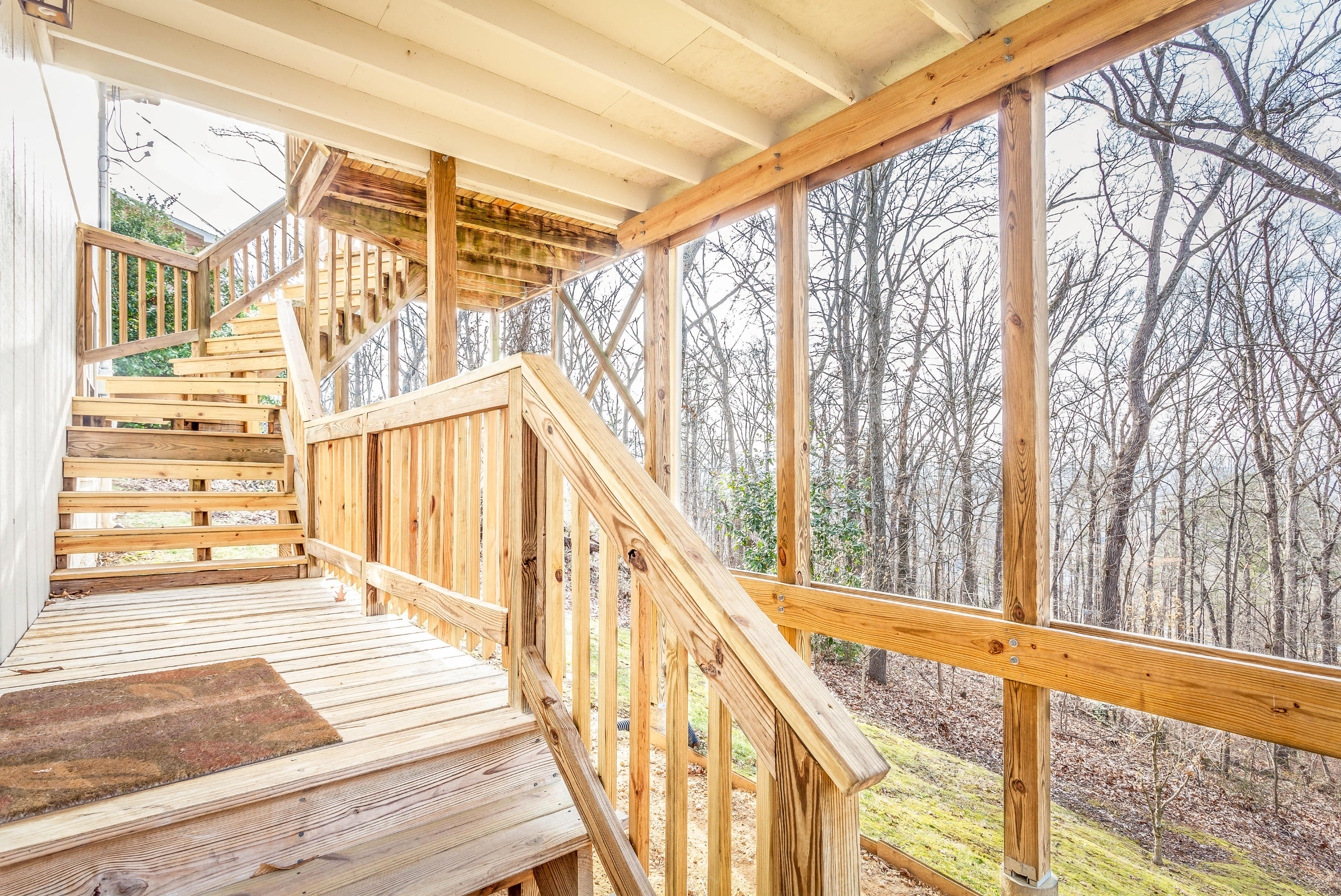 1051 Shady Fork Road Chattanooga, TN 37421 - Photo 17 of 19 Exterior_Deck Stairs