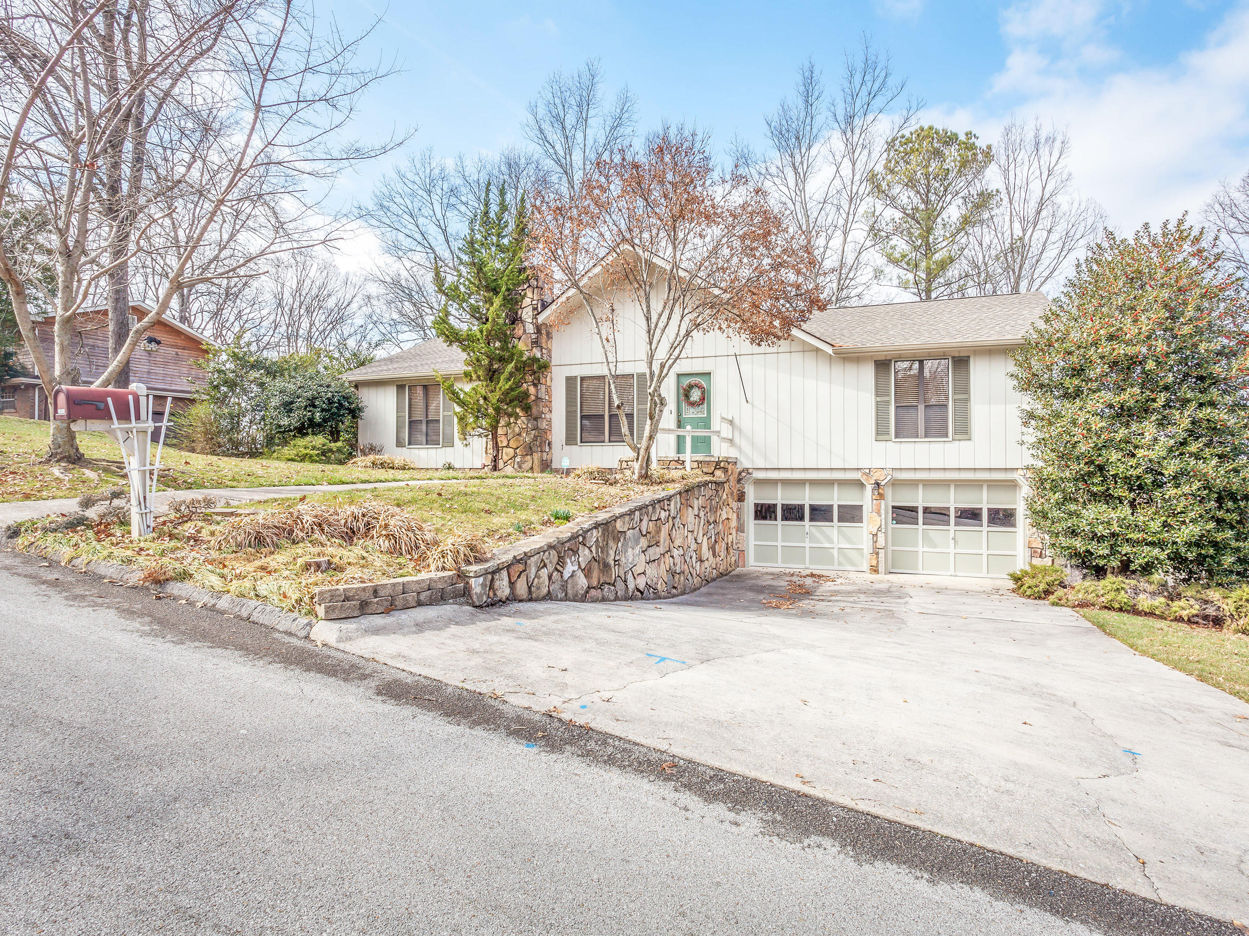 1051 Shady Fork Road Chattanooga, TN 37421 - Photo 3 of 19 Exterior_Front 3