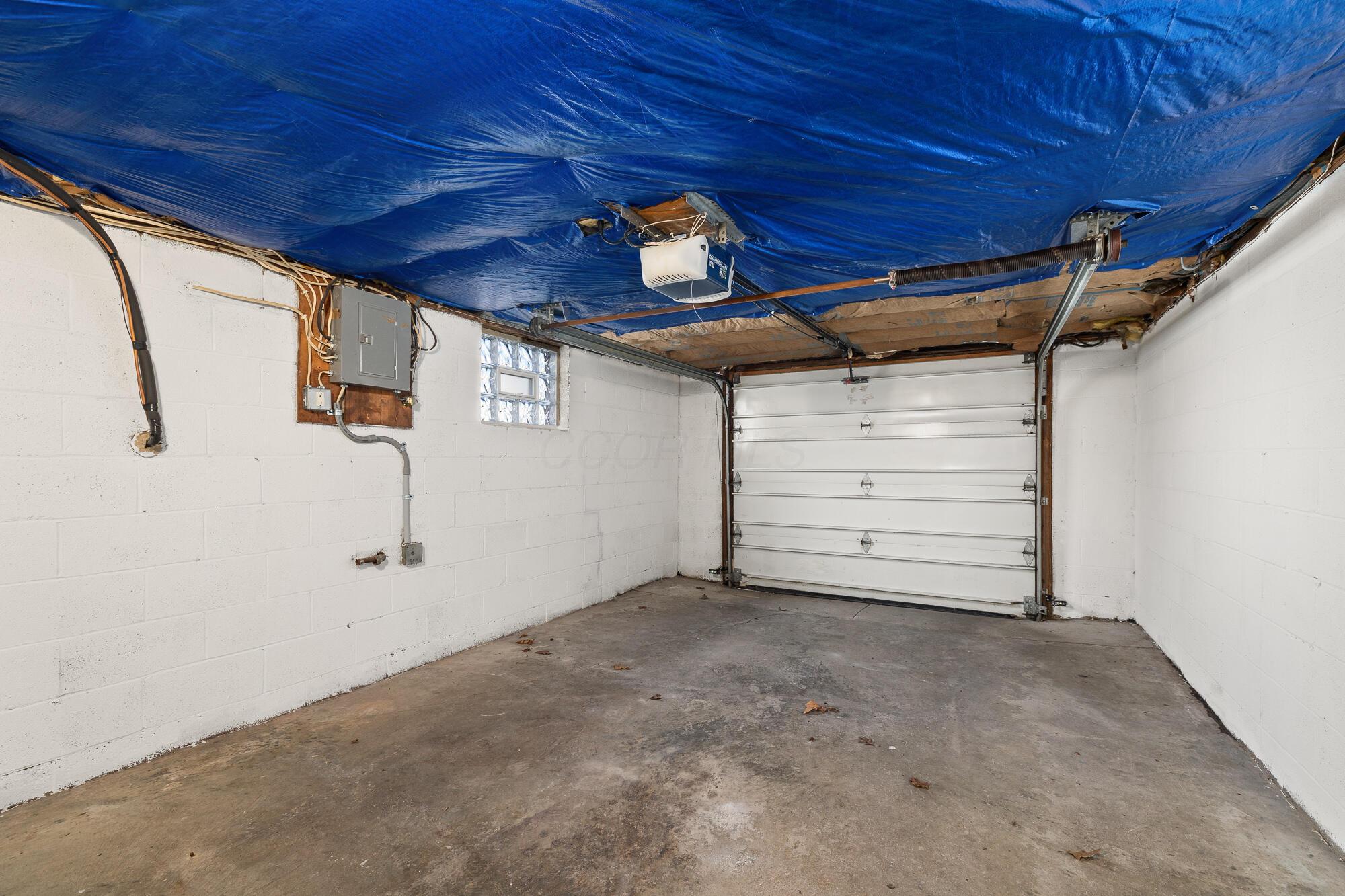 299 Taylor Road Mansfield, OH 44903 - Photo 23 of 40 23-int-basement-garage
