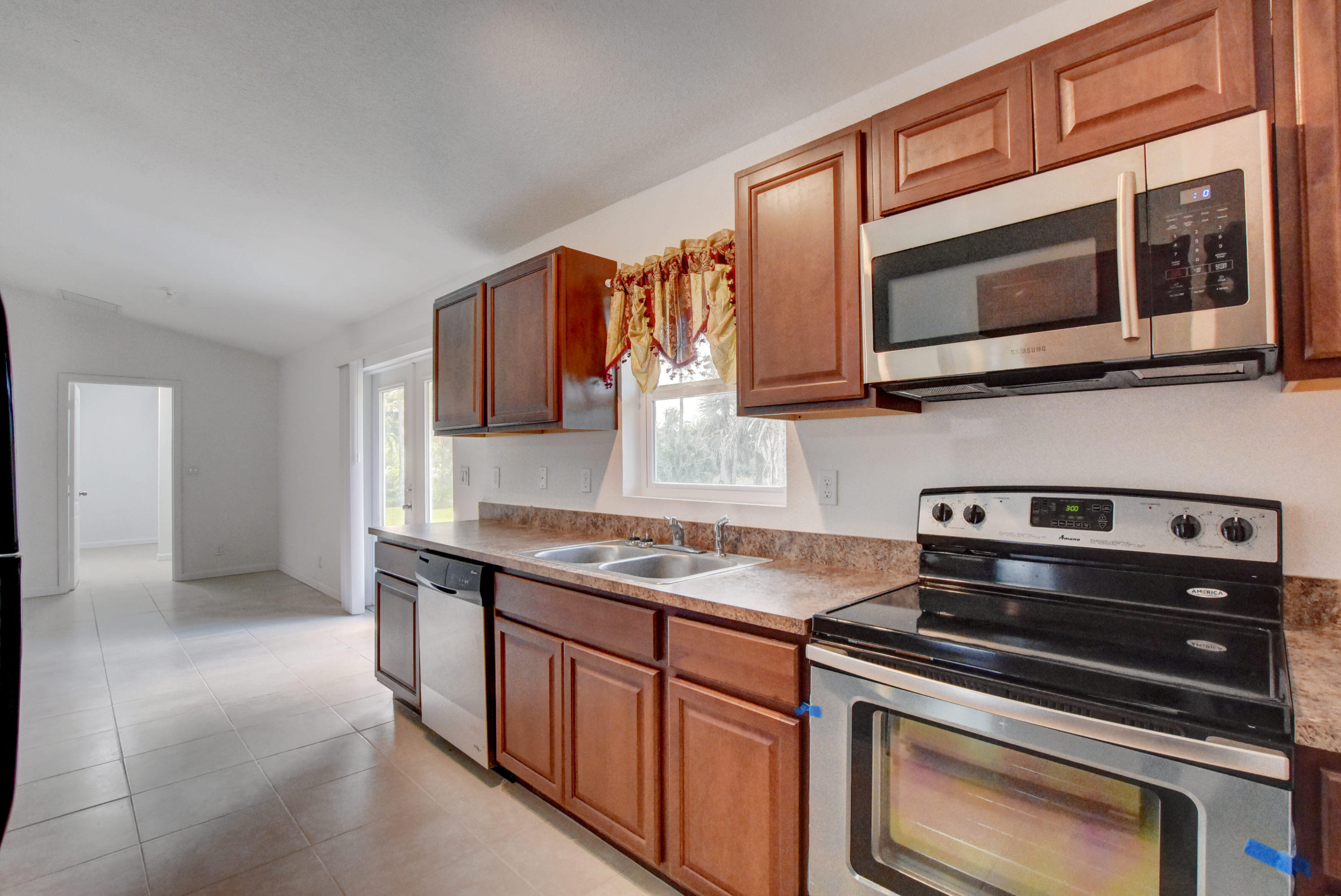 17184 63rd Road North Loxahatchee, FL 33470 - Photo 8 of 36 Kitchen