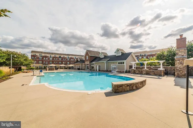 $509,000 | 42601 Cardinal Trace Terrace, Brambleton, VA 20148